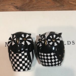 Brand new Rare Mod Owl salt &pepper Shaker